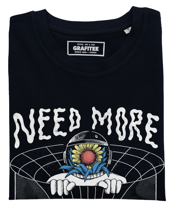 T-shirt Need Space noir plié