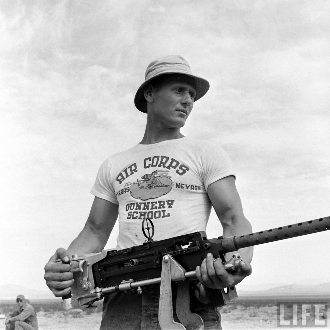 Soldat américain portant un t-shirt Air Corps Gunnery School